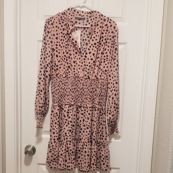 Cute Amazon Dot Com Dress - Picture 1 of 4